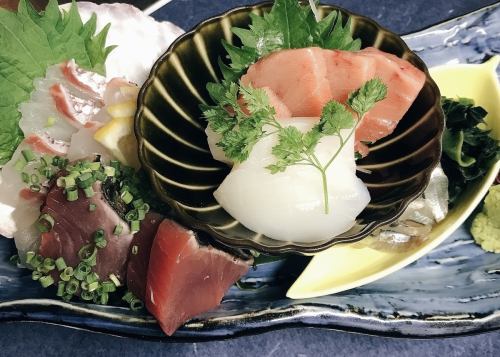 Assorted sashimi, etc.