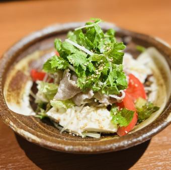 朝日豚とざる豆腐のしゃぶしゃぶサラダ