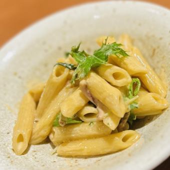 佐渡産いか塩辛の和風ペンネ