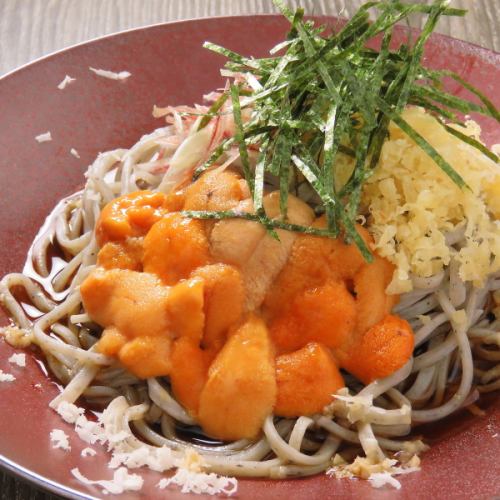 In addition to the specialty Kasoba, sea urchin soba and spicy soba ♪