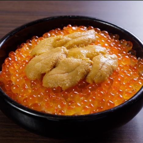 Mini sea urchin and salmon roe rice bowl