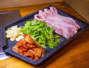 ミナリ国産生サムギョプサル（２人前から）