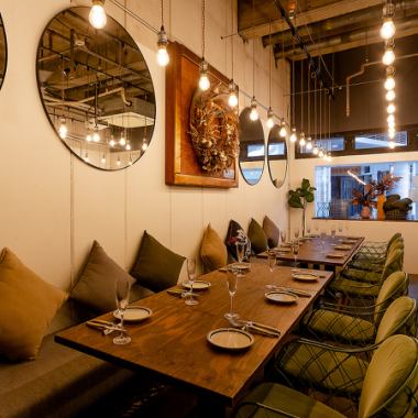 It is perfect for dates and anniversaries, as well as everyday meals and moms' get-togethers.In addition to seating only, we also offer course plans with all-you-can-drink options.Please feel free to visit us.