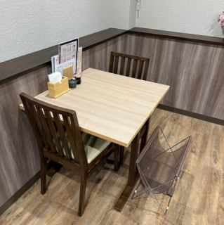 2인용 테이블석