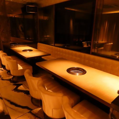 All seats are private rooms, 2-40 people maximum