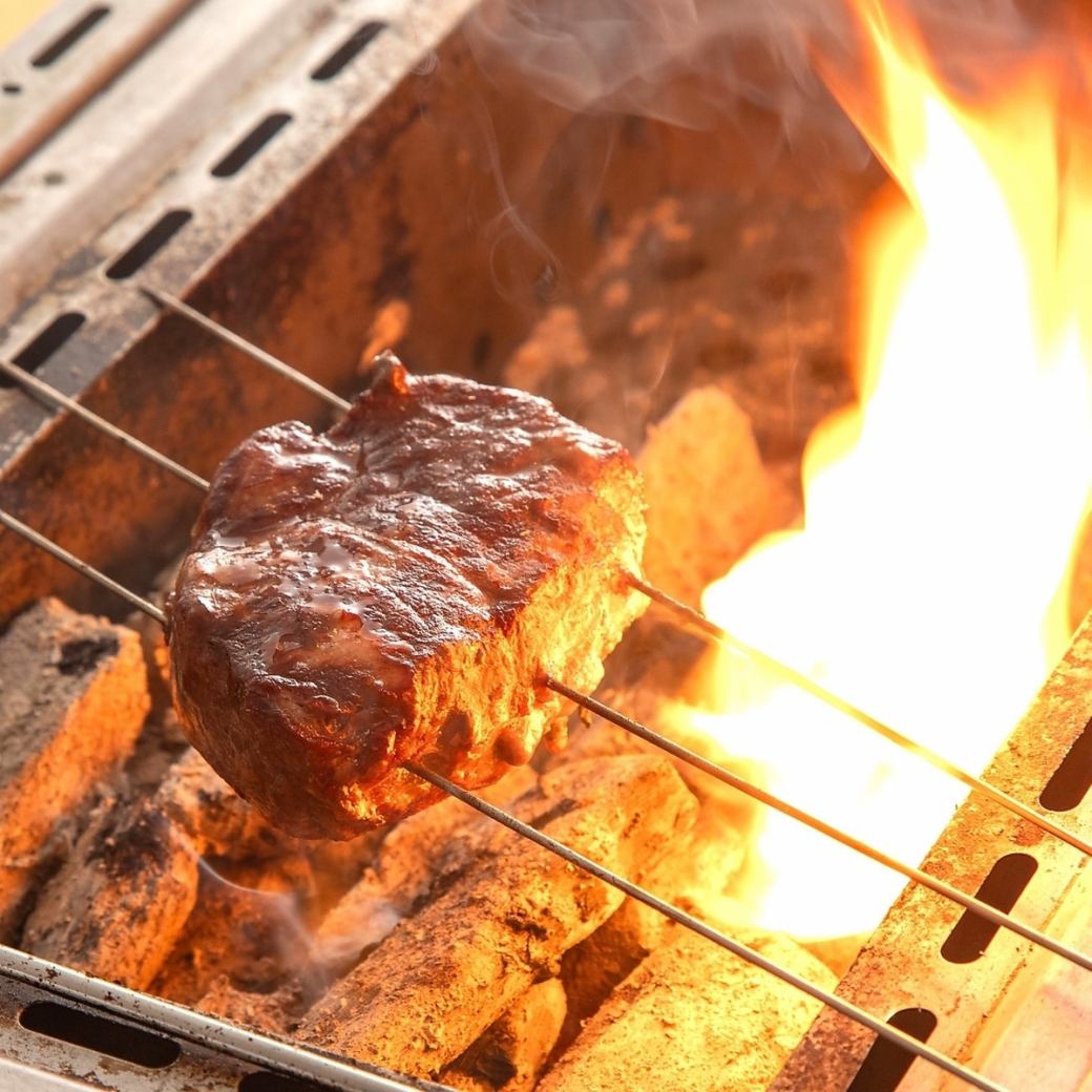 さっぽろ駅徒歩1分。炭火×イタリアンが楽しめる！飲み放題付コースもご用意あります