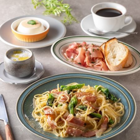 ドリンク付■【シーズナルランチプラン】全5品 ■2420円（税込）