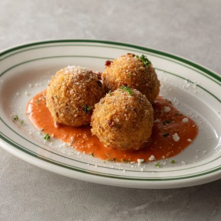 ミートソースリゾットのアランチーニ　3個