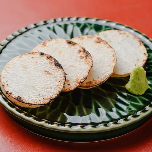 Crispy grilled yam with wasabi salt