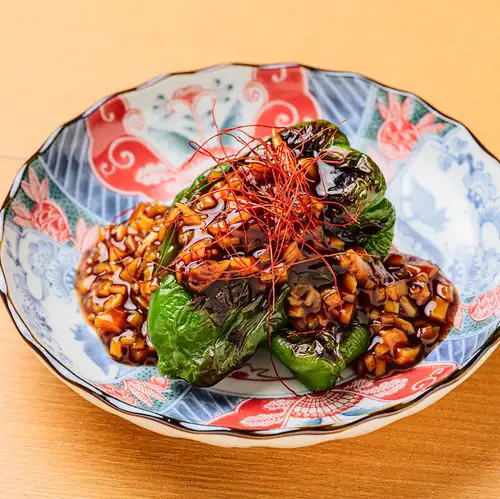 Whole roasted bell peppers, just like stir-fried beef with green peppers