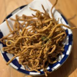 Deep-fried soba noodles at a soba restaurant