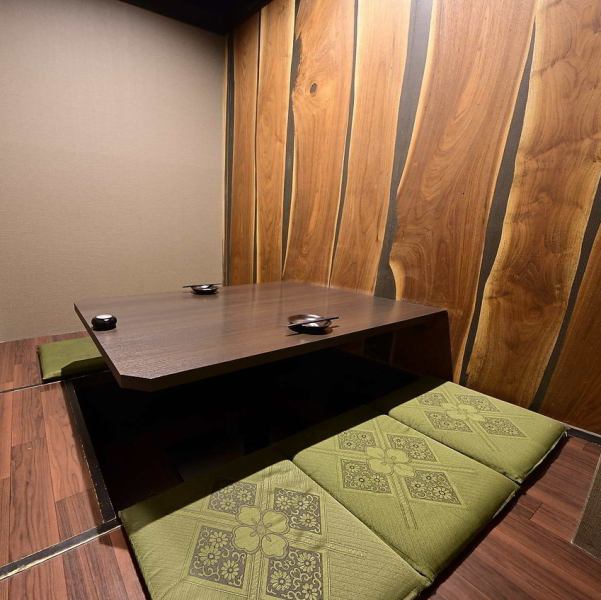 [Various private room seats] We have prepared many private rooms that can be used for various occasions.It is a private room that can accommodate a large number of people by removing the partition.We can accommodate reservations for more than 10 people, so please feel free to contact us!