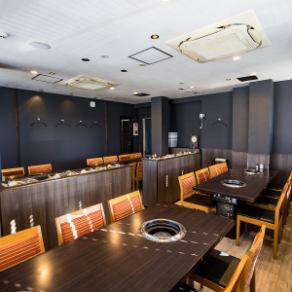 当店の貸切利用は30名から最大60名まで対応しています！ご予約の際はご利用日の5日前までにお電話でお問い合わせください。※メニュー内容や価格等についてはお問い合わせ時にご相談を承ります！