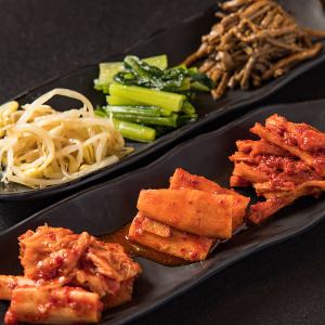 キムチ盛り合わせ