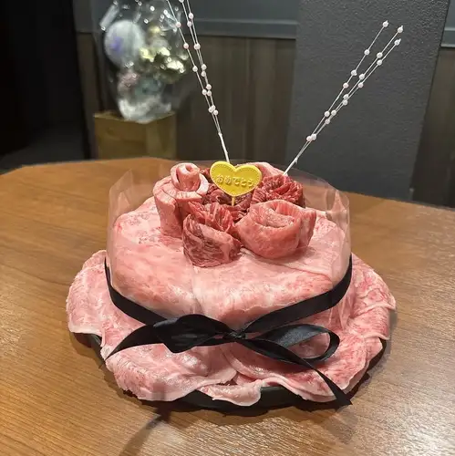 Hiiragi's Special Meat Cake!