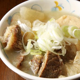 牛もつ塩煮込み