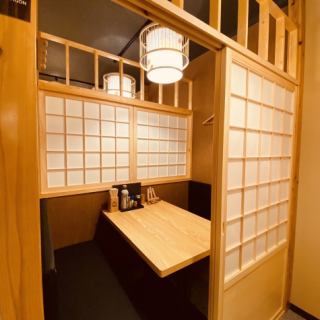 包廂座位可容納 2 人或以上