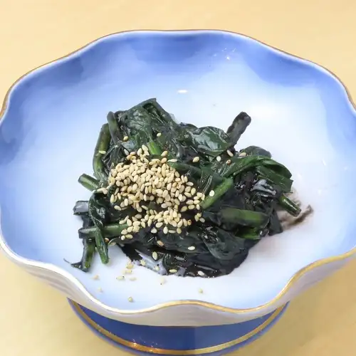 ほうれん草部麻よごし(黒ゴマ和え)