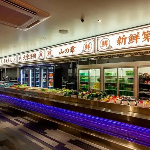 毎日11:00～営業中！ランチからお好きな食材を贅沢に♪