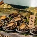 市場直送の海の幸を、贅沢な浜焼きで味わう
