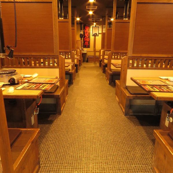 If you want to have a yakiniku party together, here! We have seats for 6 people, 8 people, and 12 people! We will prepare seats according to the scene.