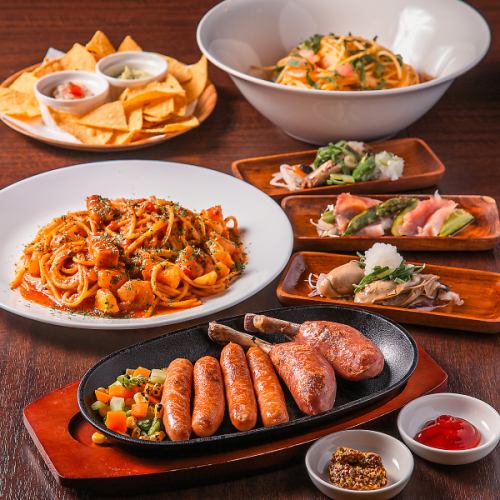 自家製タコス、パスタなどのフードから、オイル漬けなどのおつまみまでを取り揃えています。