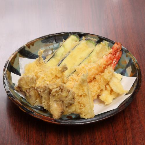 제철의 미각을 호화롭게 맛보자! 바삭바삭 뜨거운 튀김