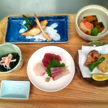 【계절의 미각을 간편하게!】계절의 맛 코스 <전5품>3500엔(부가세 포함)
