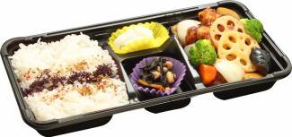 Chicken with matured black vinegar sauce bento