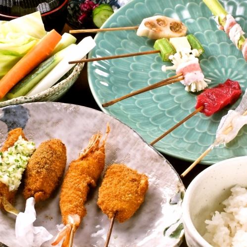 【盡享10種烤串】萌木套餐2970日圓（含稅）！另加收費提供無限暢飲！