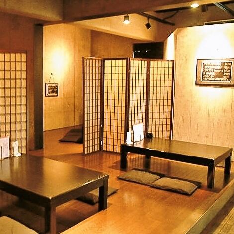 A small tatami room for 4 to 14 people