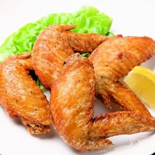 Fried chicken wings (4 pieces)