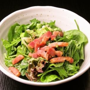 bacon and spinach salad