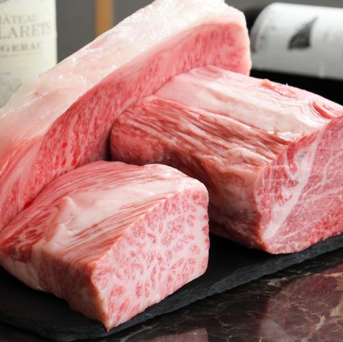 A5ランク黒毛和牛食べ放題