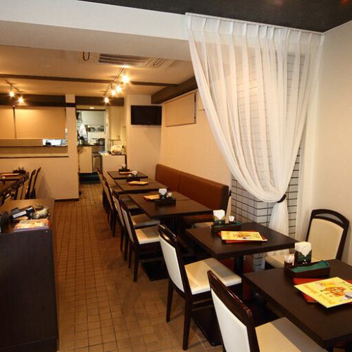 清潔感溢れる広めな店内♪