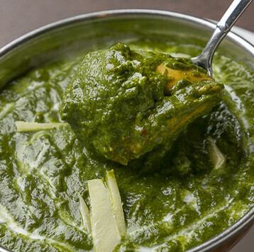 チキンとほうれん草のカレー