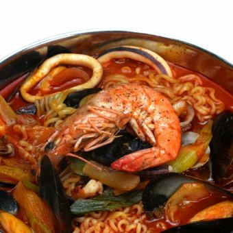 海鮮雜燴拉麵