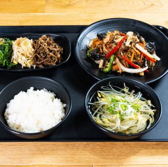 野菜チャプチェ定食