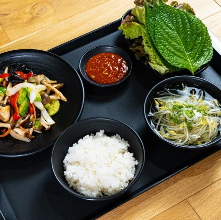 包みご飯(サムパプ)定食