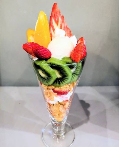 スペシャルパフェ