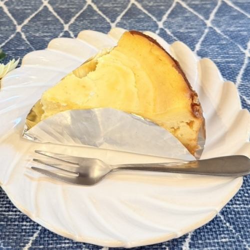 ベイクドチーズケーキ