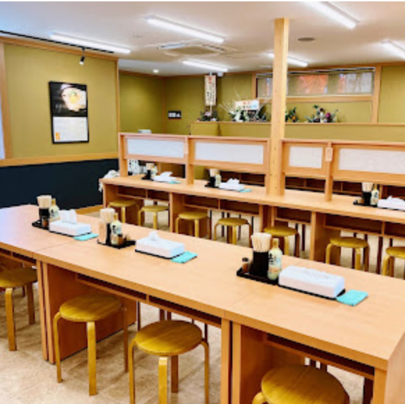 Feel free to sit at the counter! We have counter seats that are perfect for lunch time and crispy rice ♪ Of course, one person is also welcome ◎ Please use it for everyday use !!