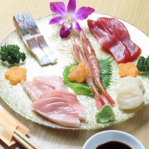 店主厳選の市場直送鮮魚