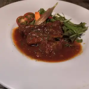 お箸でほぐれるスペアリブ