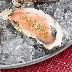 칵테일 굴 "명태자 무스"