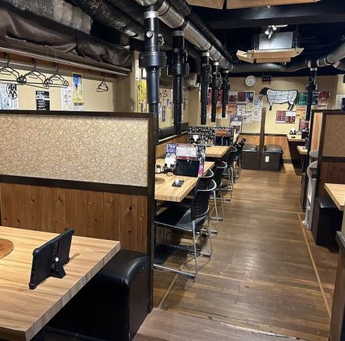 【ゆったりテーブル席】