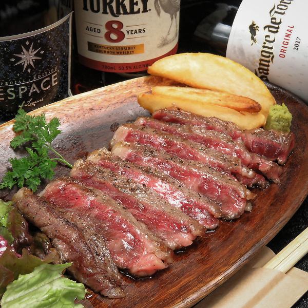 Japanese black beef sirloin steak 1,408 yen (tax included)