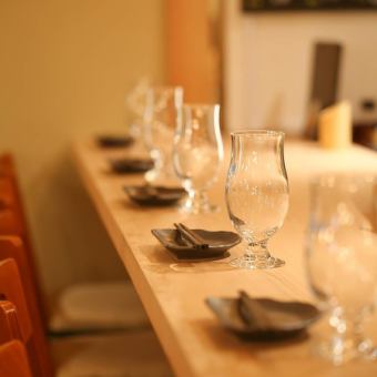 2Fカウンター席2名様にぴったりなカウンター席となってます♪友人やカップル、大切な方との時間に是非お使いください！＃梅田＃韓国