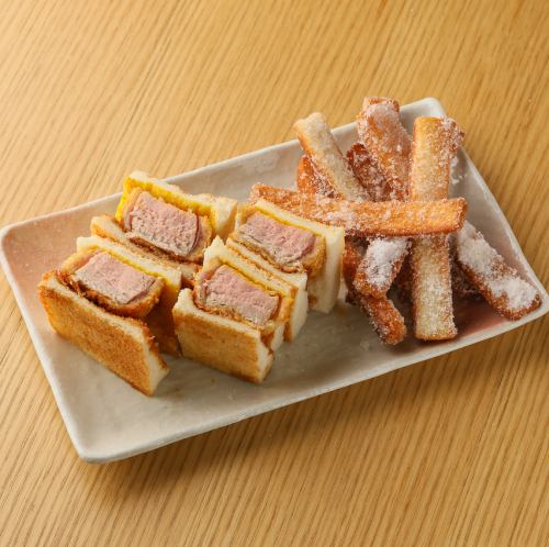 裏 名物 ヘレカツサンド