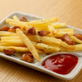 フライドポテトとニンニク(ありorなし)[揚げられし黄金の棒と翌日注意]